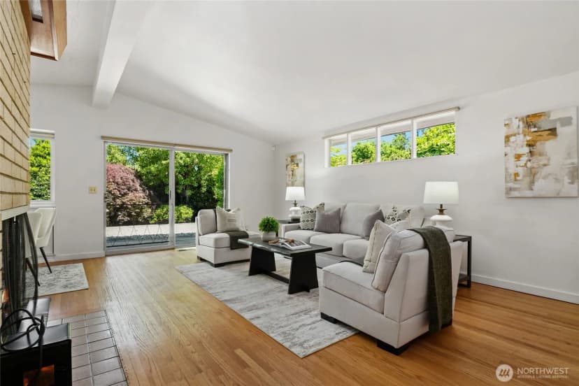 Property photo for 8210 Se 36th Street, Mercer Island photo 6