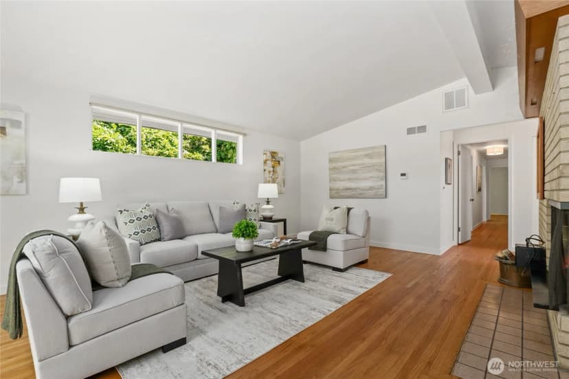 Property photo for 8210 Se 36th Street, Mercer Island photo 8