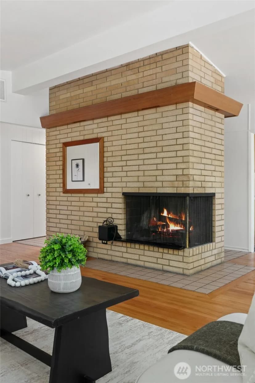 Property photo for 8210 Se 36th Street, Mercer Island photo 9