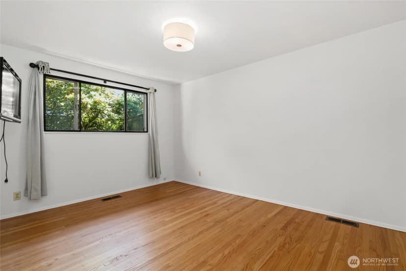 Property photo for 8210 Se 36th Street, Mercer Island photo 26