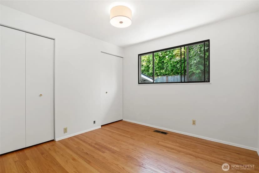 Property photo for 8210 Se 36th Street, Mercer Island photo 28