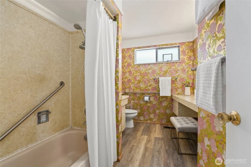 Property photo for 8210 Se 36th Street, Mercer Island photo 24