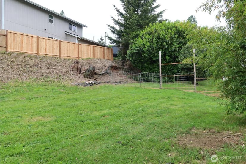 Property photo for 1405 Flower Avenue, Port Orchard photo 7