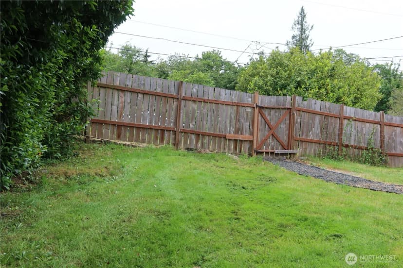 Property photo for 1405 Flower Avenue, Port Orchard photo 5