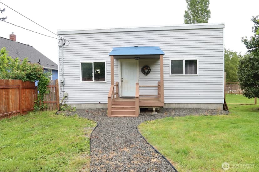 Property photo for 1405 Flower Avenue, Port Orchard