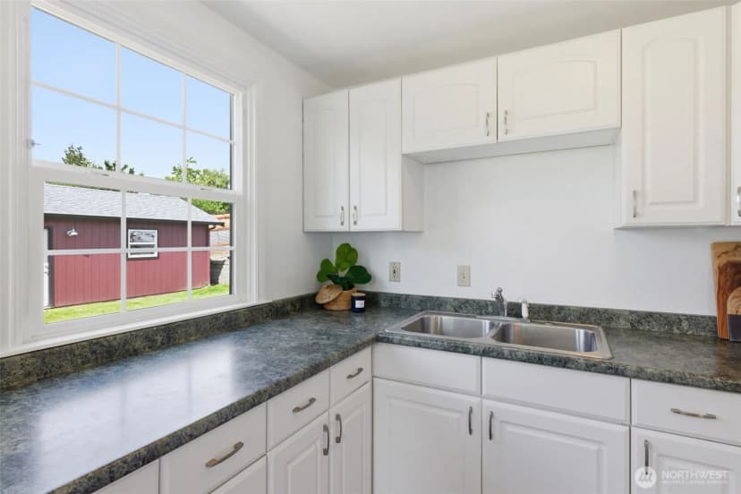 Property photo for 7306 S 115th Street, Seattle photo 16