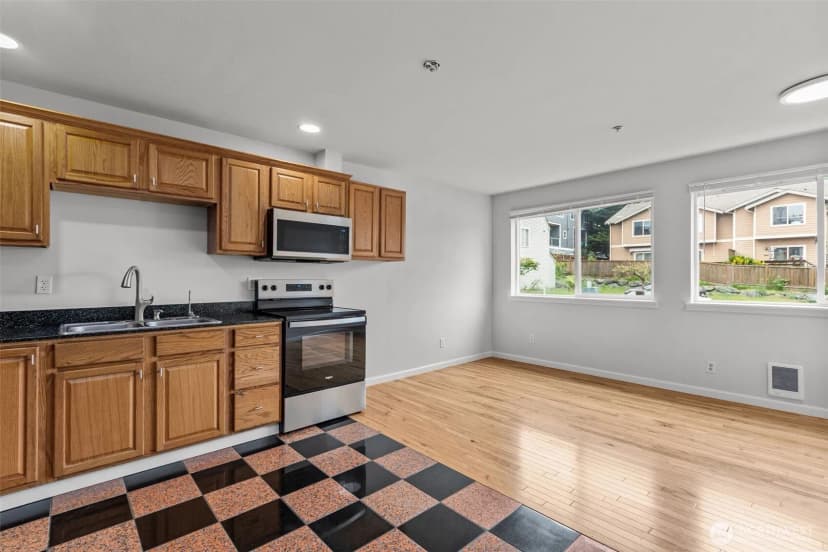 Property photo for 3322 148th Street Sw #b-2, Lynnwood photo 13