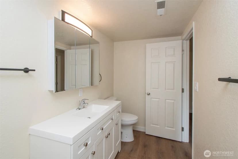 Property photo for 1212 E Craig Avenue #7, Port Angeles photo 33