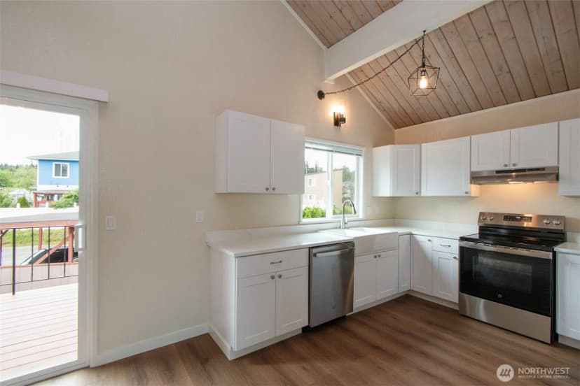 Property photo for 1212 E Craig Avenue #7, Port Angeles photo 7