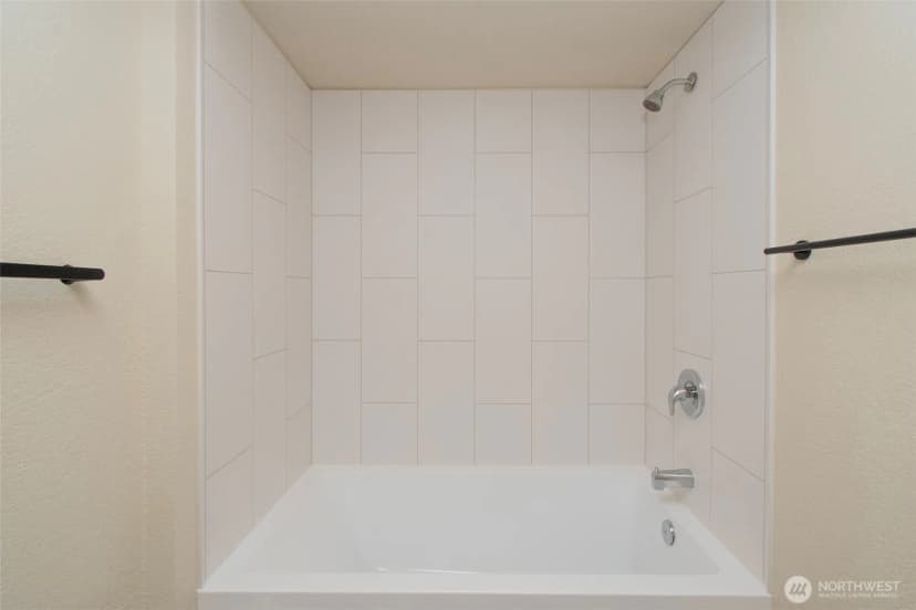 Property photo for 1212 E Craig Avenue #7, Port Angeles photo 32
