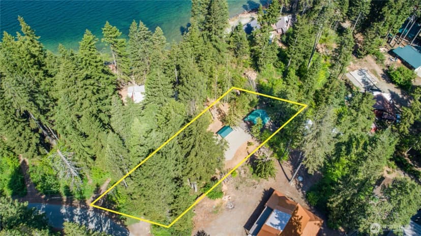 Property photo for 881 Lake Cabins Road, Ronald photo 23