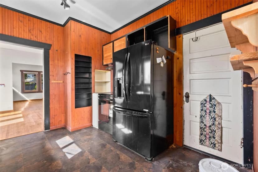 Property photo for 515 N 41st Street, Seattle photo 14