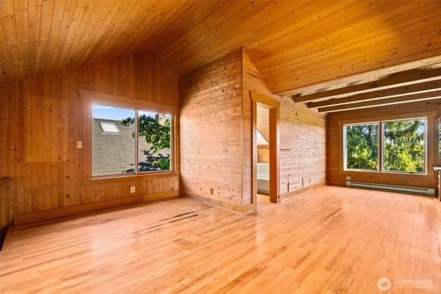 Property photo for 515 N 41st Street, Seattle photo 3