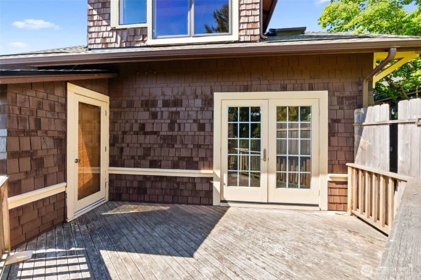 Property photo for 515 N 41st Street, Seattle photo 18