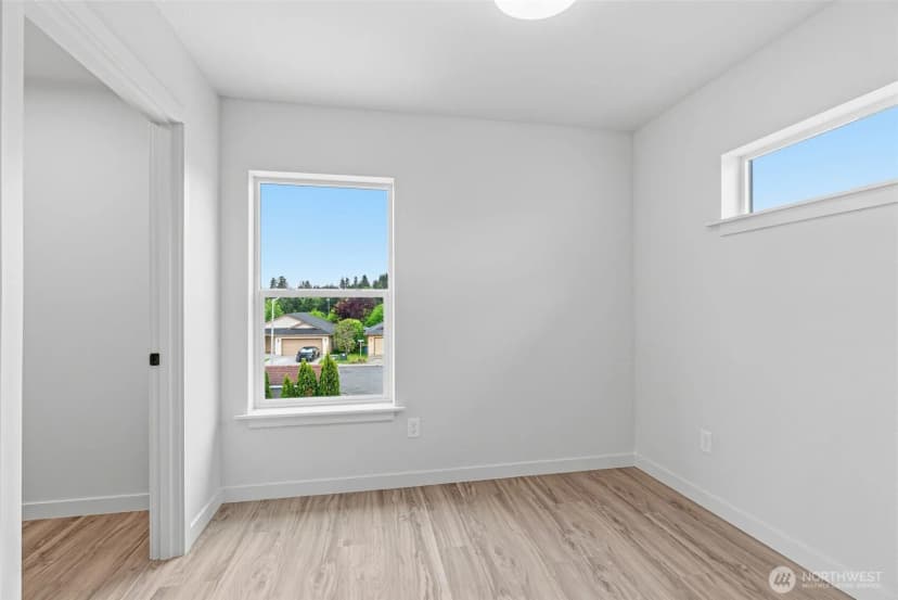 Property photo for 230 Glengate Street, Cathlamet photo 9