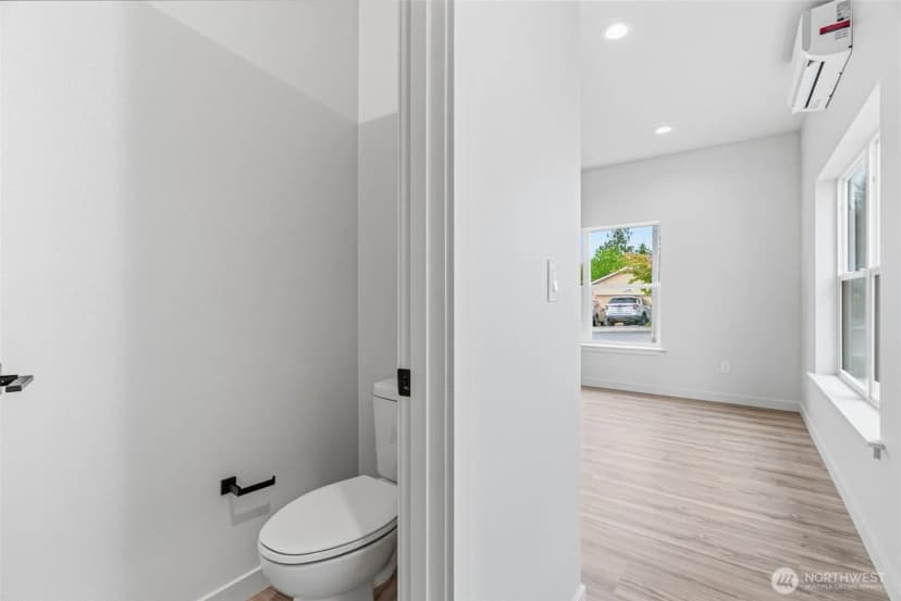 Property photo for 230 Glengate Street, Cathlamet photo 17