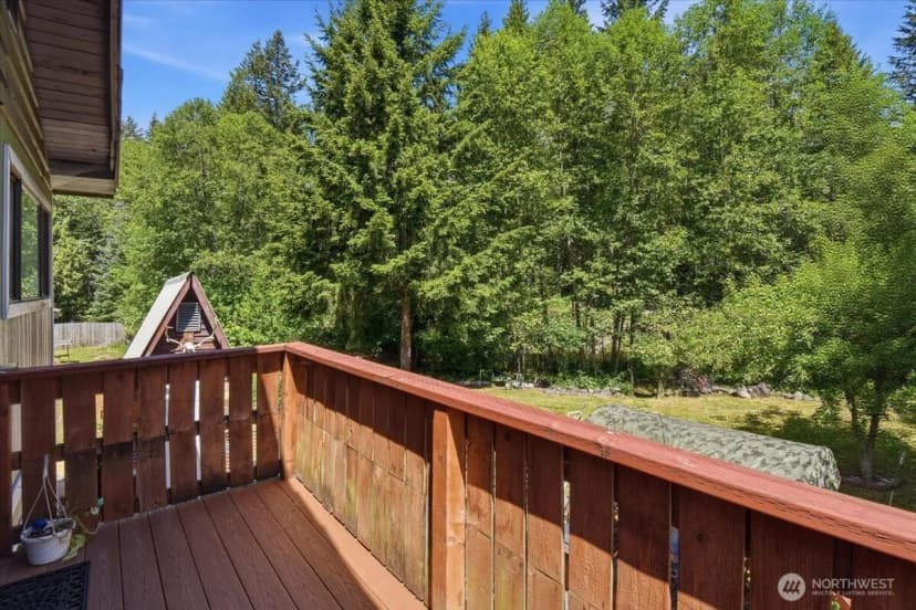 Property photo for 116 Mountain View Drive N, Ashford photo 17