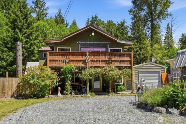 Property photo for 116 Mountain View Drive N, Ashford