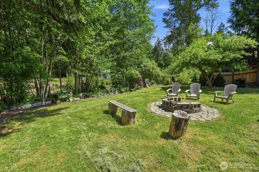 Property photo for 116 Mountain View Drive N, Ashford photo 7