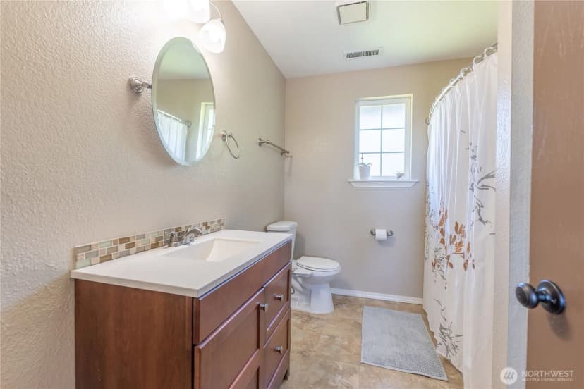 Property photo for 1010 Rosa Court, Napavine photo 17