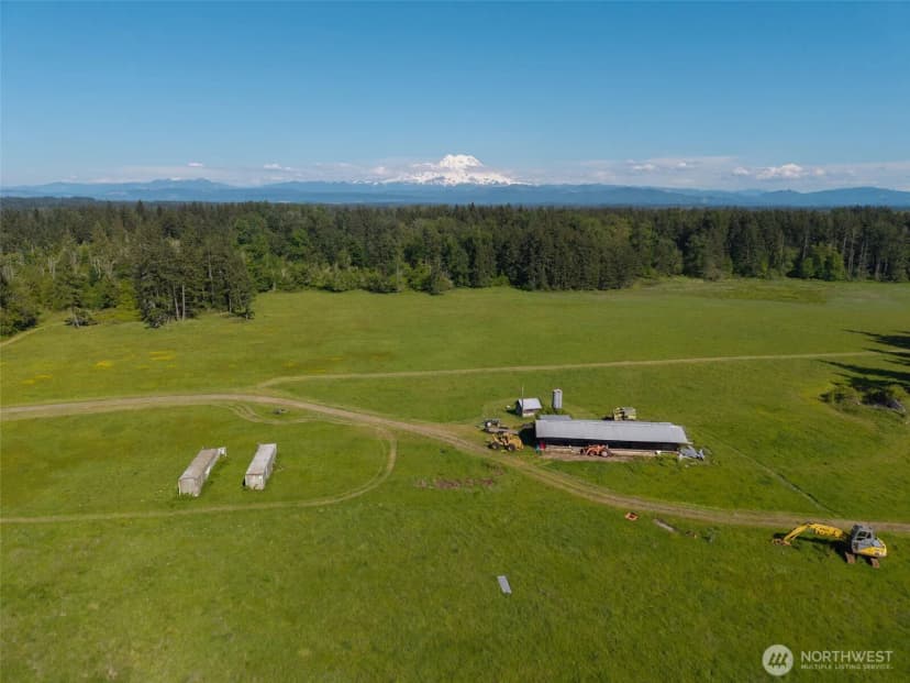 Property photo for 1716 304th Street E, Roy photo 2