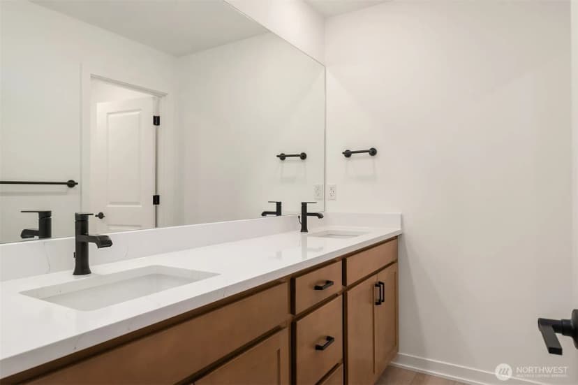 Property photo for 23314 Arbors Terrace Road Ne #00401, Kingston photo 22