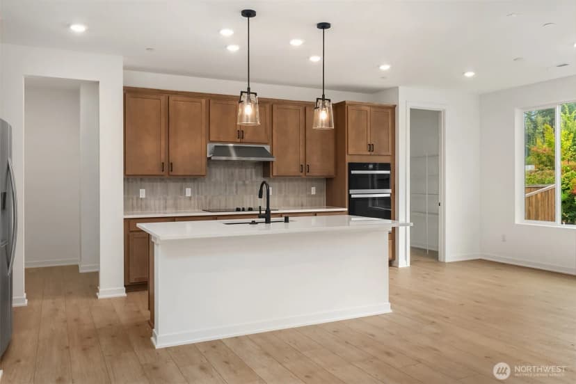Property photo for 23314 Arbors Terrace Road Ne #00401, Kingston photo 9