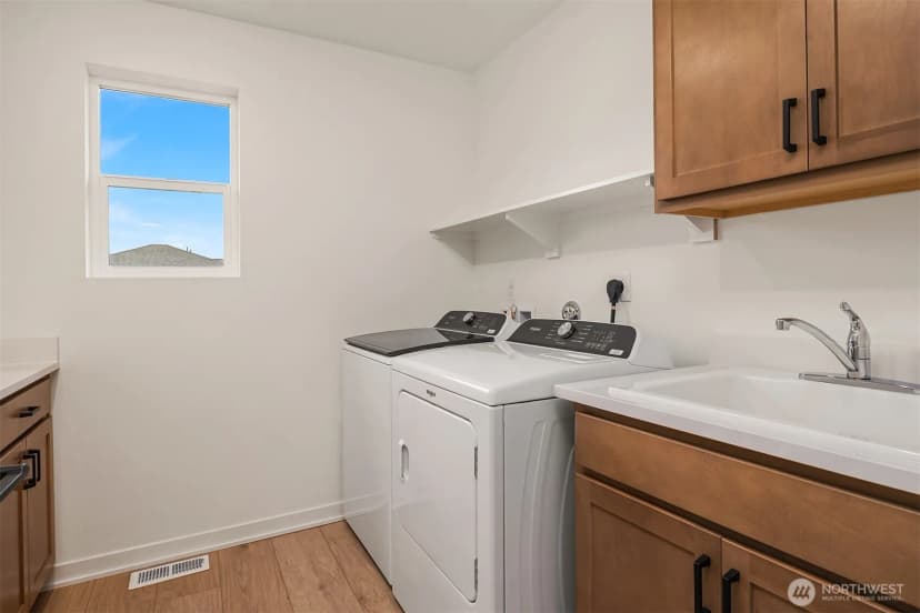 Property photo for 23314 Arbors Terrace Road Ne #00401, Kingston photo 20