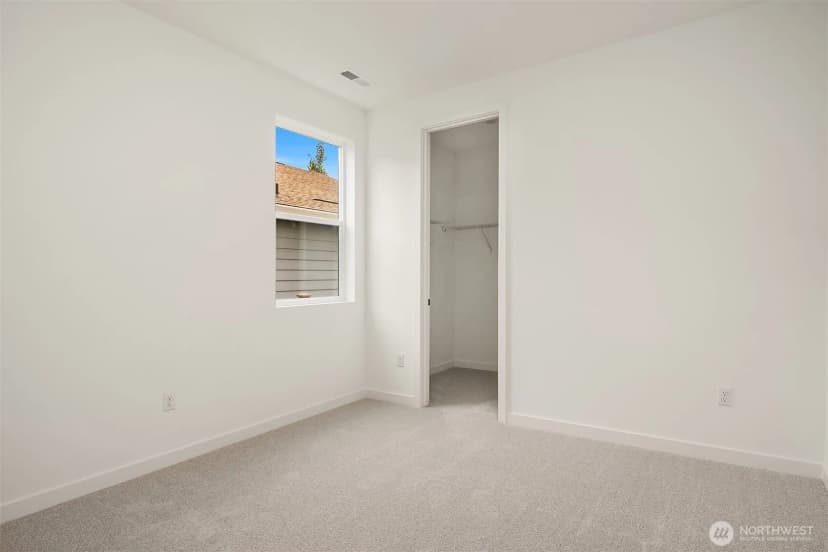 Property photo for 23314 Arbors Terrace Road Ne #00401, Kingston photo 13