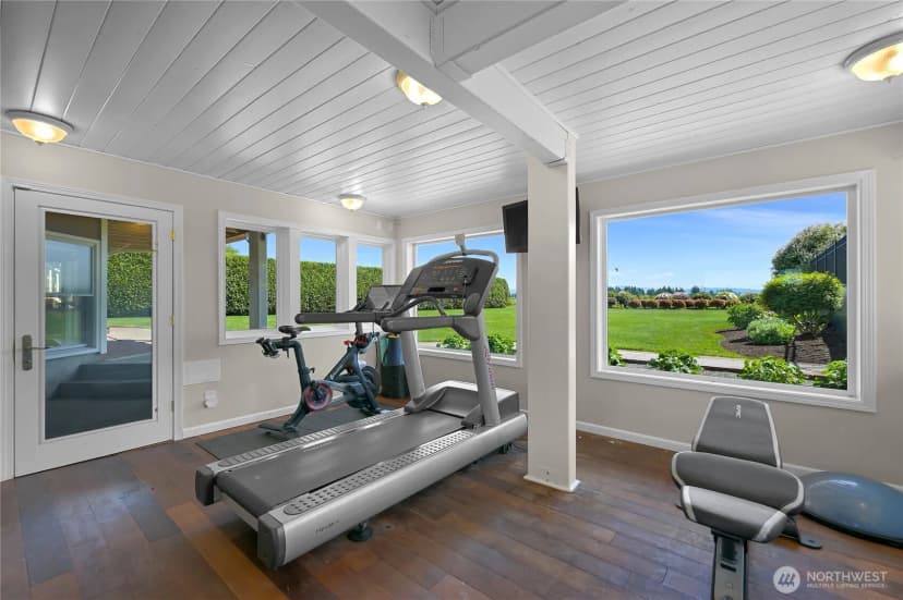 Property photo for 359 E Wiser Lake Road, Lynden photo 31