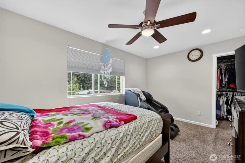 Property photo for 5007 Ne 6th Street, Renton photo 14