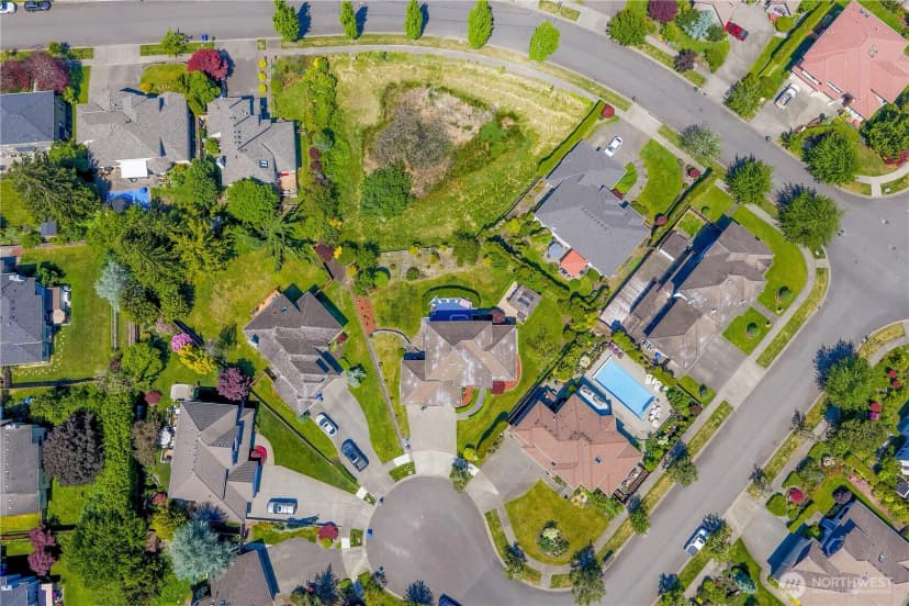Property photo for 4029 Crystal Ridge Drive Se, Puyallup photo 40