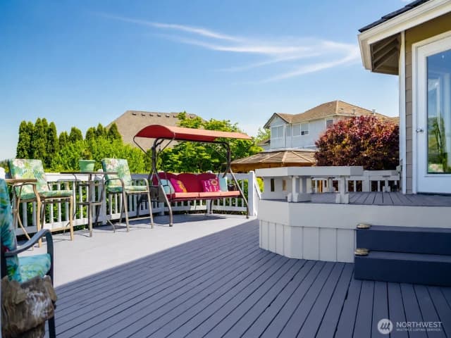 Property photo for 4029 Crystal Ridge Drive Se, Puyallup photo 5