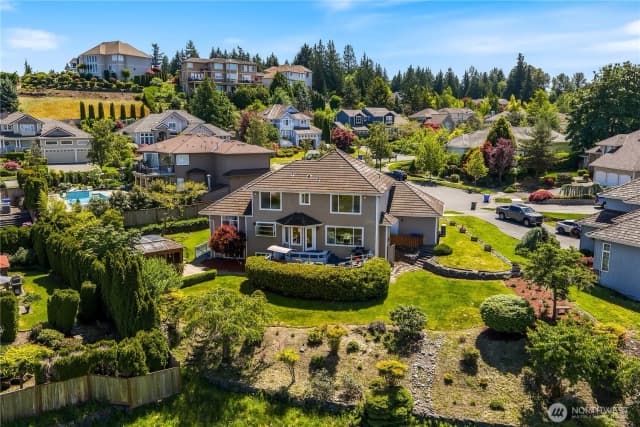 Property photo for 4029 Crystal Ridge Drive Se, Puyallup photo 4