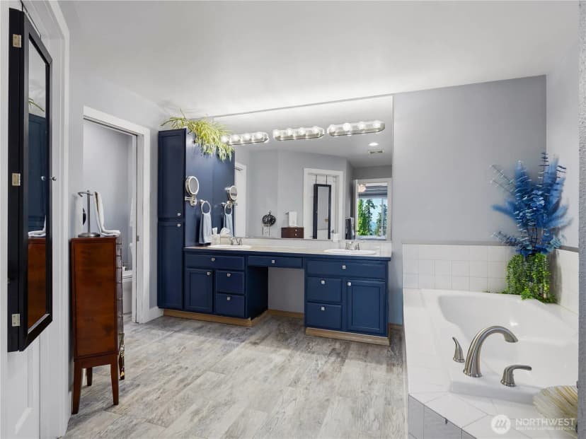 Property photo for 4029 Crystal Ridge Drive Se, Puyallup photo 24