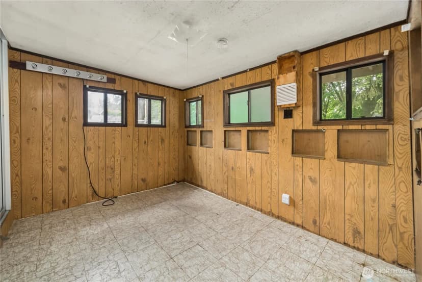 Property photo for 108 Haman Lane W, Lakewood photo 23