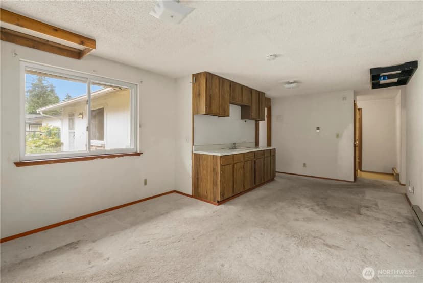 Property photo for 108 Haman Lane W, Lakewood photo 15