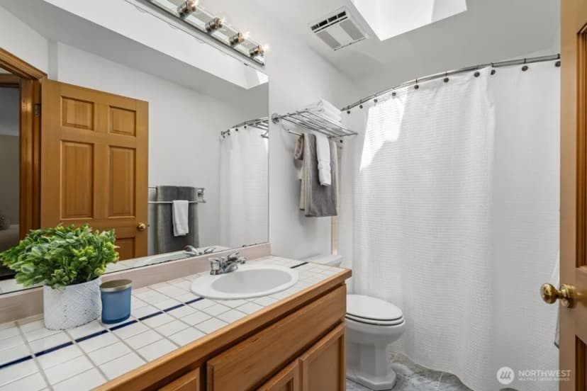 Property photo for 98011 15732 111th Avenue Ne, Bothell photo 30