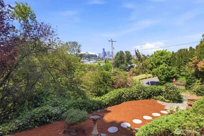 Property photo for 2803 S Walker Street, Seattle photo 36