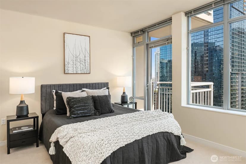 Property photo for 819 Virginia Street #2704, Seattle photo 11