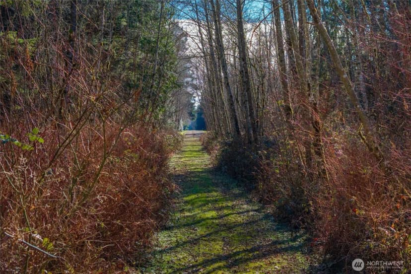 Property photo for 67 Xx 258th Avenue Ne, Redmond photo 24