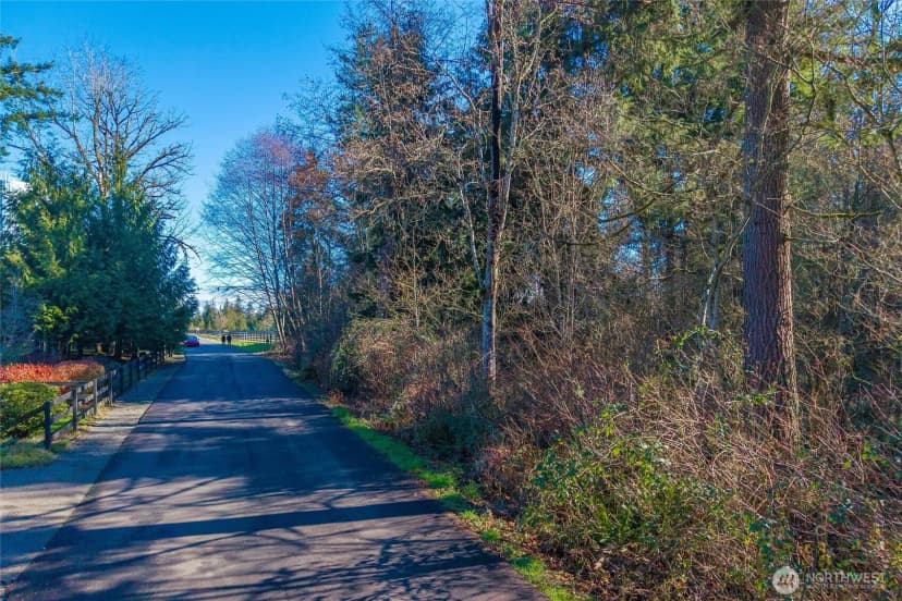 Property photo for 67 Xx 258th Avenue Ne, Redmond photo 4