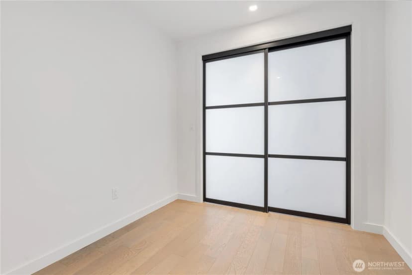 Property photo for 188 Bellevue Way Ne #805, Bellevue photo 16