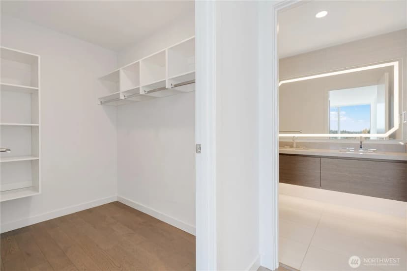 Property photo for 188 Bellevue Way Ne #805, Bellevue photo 21
