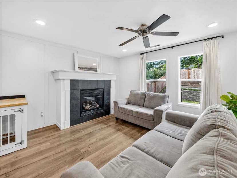 Property photo for 19610 100th Street E, Bonney Lake photo 7