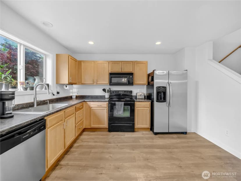 Property photo for 19610 100th Street E, Bonney Lake photo 13