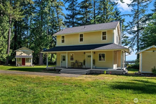 Property photo for 17310 Herron Road Nw, Lakebay photo 2