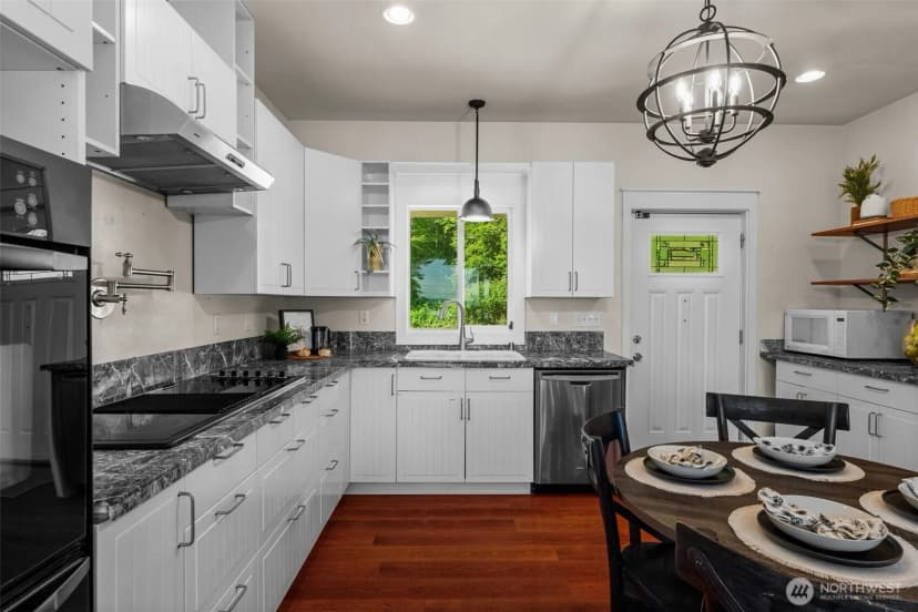 Property photo for 17310 Herron Road Nw, Lakebay photo 8