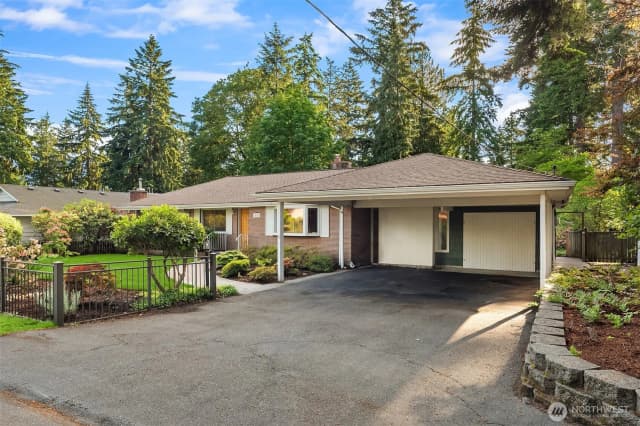 Property photo for 14655 22nd Avenue Sw, Burien photo 2