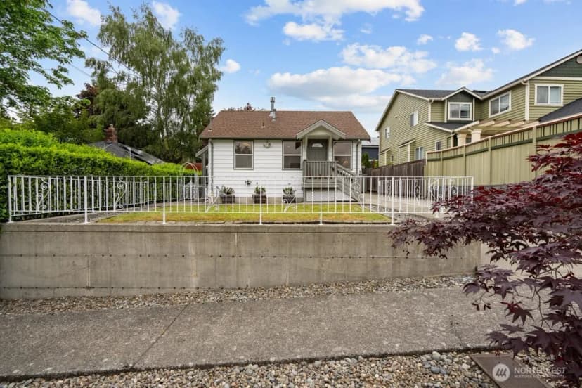Property photo for 3536 Sw Monroe Street, Seattle photo 24
